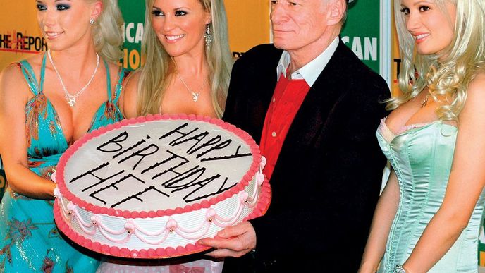 Pan Hefner narozeniny umí oslavit Pan Hefner narozeniny umí oslavit