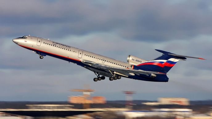 Tu-154 v barvách Aeroflotu. Ruský vlajkový dopravce byl hlavním provozovatelem těchto Tupolevů, z flotily je vyřadil v roce 2009 Tu-154 v barvách Aeroflotu. Ruský vlajkový dopravce byl hlavním provozovatelem těchto Tupolevů, z flotily je vyřadil v roce 2009