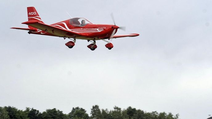 Letadlo Skyleader 400 Letadlo Skyleader 400