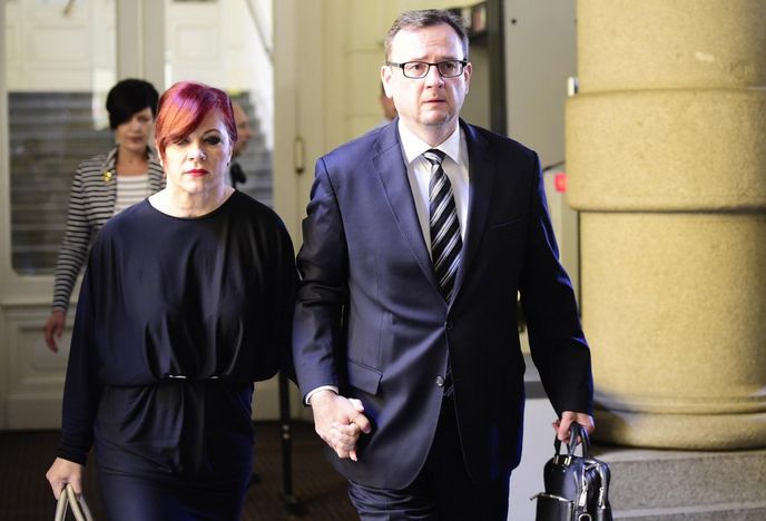 Petr Nečas a Jana Nečasová (dříve Nagyová) Petr Nečas a Jana Nečasová (dříve Nagyová)