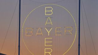 Bayer chce převzít Monsanto za 62 miliard dolarů Bayer chce převzít Monsanto za 62 miliard dolarů