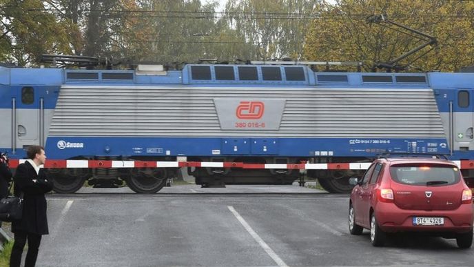 Železniční přejezd ve Studénce Železniční přejezd ve Studénce