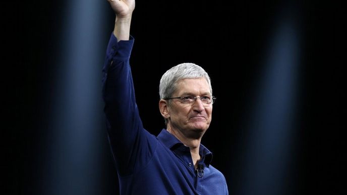 Šf Applu Tim Cook během konference (8. června 2015) Šf Applu Tim Cook během konference (8. června 2015)