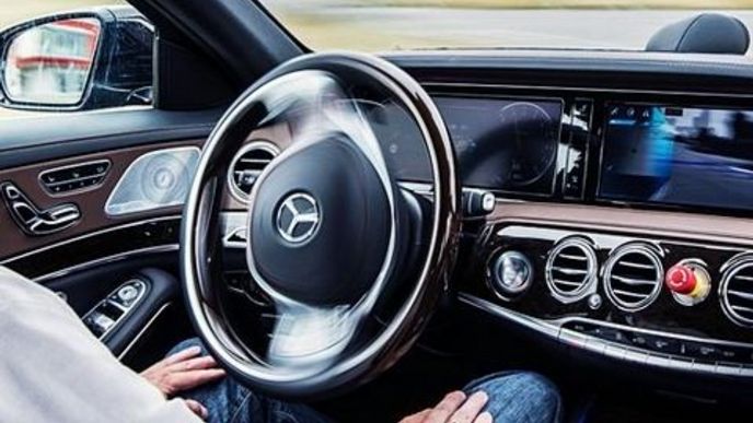 Nový Mercedes-Benz třídy E Nový Mercedes-Benz třídy E