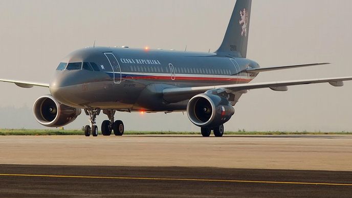 Jeden z vládních airbusů Jeden z vládních airbusů