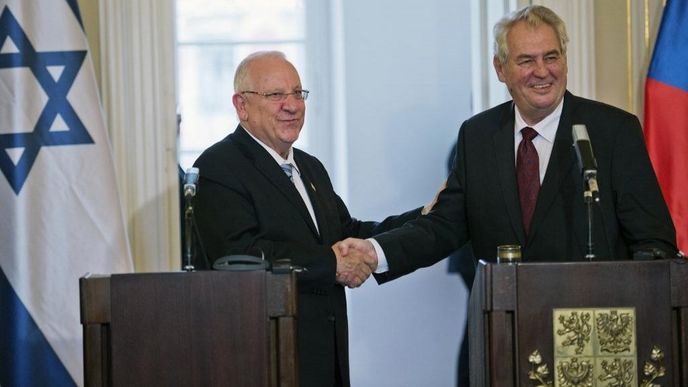 Miloš Zeman a izraelský prezident Reuven Rivlin Miloš Zeman a izraelský prezident Reuven Rivlin