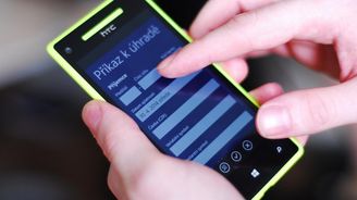 Banku v mobilu používá více než 1,1 milionu Čechů Banku v mobilu používá více než 1,1 milionu Čechů