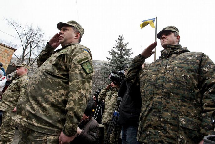 Příslušníci ukrajinské armády Příslušníci ukrajinské armády