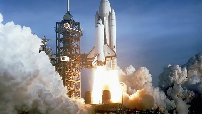 První vesmírný start raketoplánu Columbia 12. dubna 1981 První vesmírný start raketoplánu Columbia 12. dubna 1981
