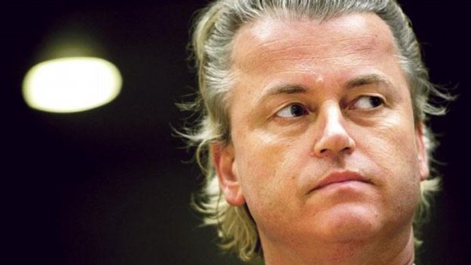Amsterdamský tribunál nařídil
obnovit soudní proces se šéfem
nizozemské krajní pravice Geertem
Wildersem Amsterdamský tribunál nařídil
obnovit soudní proces se šéfem
nizozemské krajní pravice Geertem
Wildersem