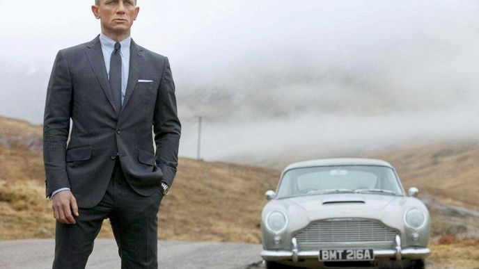 James Bond: Skyfall James Bond: Skyfall