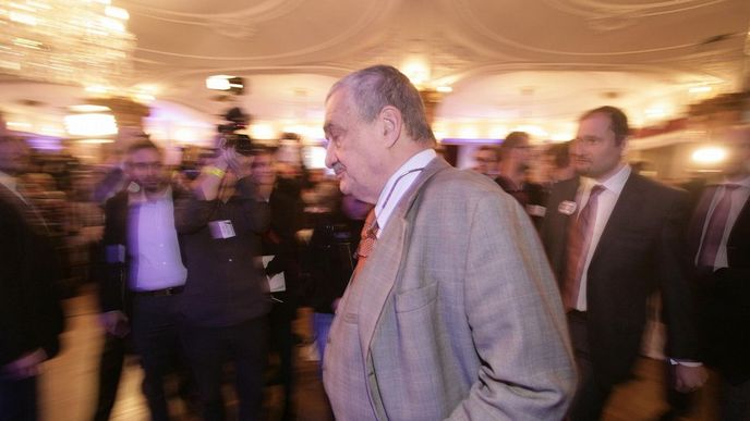 Předseda TOP 09 Karel Schwarzenberg bude usilovat o pražské voliče Předseda TOP 09 Karel Schwarzenberg bude usilovat o pražské voliče