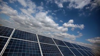 Německý rekord: Slunce nahradilo výkon 20 jaderných elektráren Německý rekord: Slunce nahradilo výkon 20 jaderných elektráren