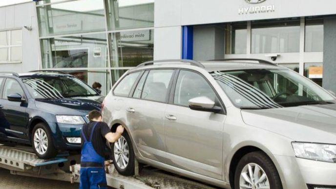 Hyundai naváží škodovky do vlastních showroomů. Hyundai naváží škodovky do vlastních showroomů.
