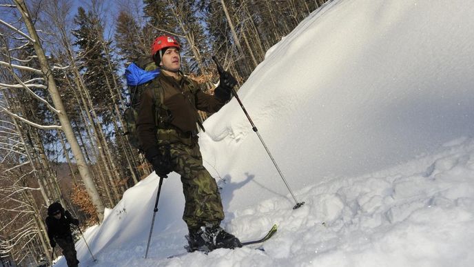 voják v průběhu závodu Winter Survival, ilustrační foto voják v průběhu závodu Winter Survival, ilustrační foto