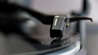 Boom vinylů i loni táhl české producenty, mezi umělci je o ně zájem Boom vinylů i loni táhl české producenty, mezi umělci je o ně zájem