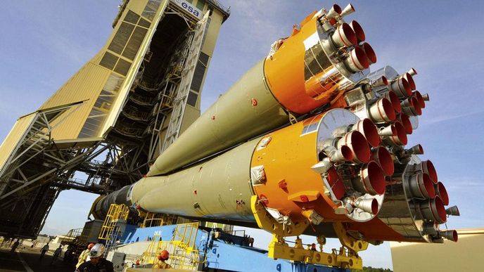 Příprava nosné rakety Sojuz ve Francouzské Guayaně Příprava nosné rakety Sojuz ve Francouzské Guayaně