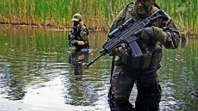Výcvik s útočnou puškou CZ 805 BREN od České zbrojovky Výcvik s útočnou puškou CZ 805 BREN od České zbrojovky