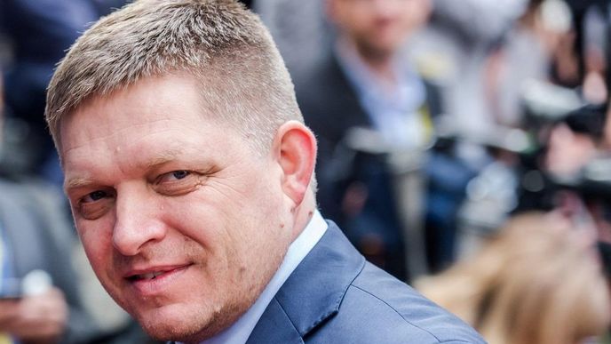 Slovenský premiér a předseda strany Směr-sociální demokracie Robert Fico Slovenský premiér a předseda strany Směr-sociální demokracie Robert Fico