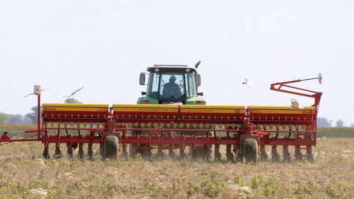 Sklizeň v Argentině komplikovaly silné deště. Země výrazně snížila odhady výnosů kukuřice a sóji Sklizeň v Argentině komplikovaly silné deště. Země výrazně snížila odhady výnosů kukuřice a sóji