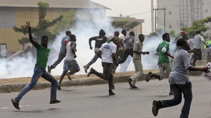 Nepokoje v Nigérii Nepokoje v Nigérii