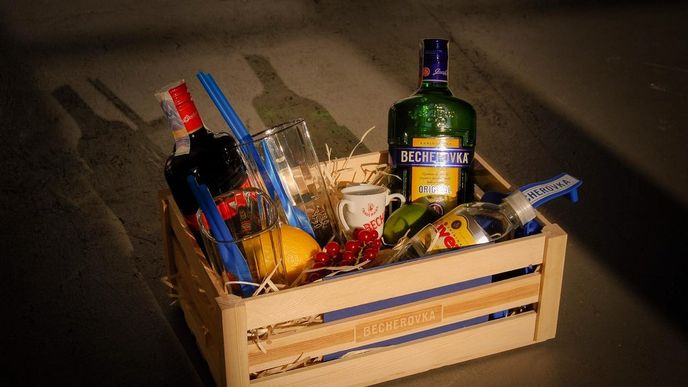 Bedýnka Becherovky pro instagramisty Bedýnka Becherovky pro instagramisty