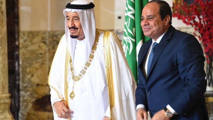saúdskoarabský král Salmán a egyptský prezident Abdal Fattáh Sísí saúdskoarabský král Salmán a egyptský prezident Abdal Fattáh Sísí