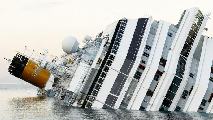 havárie lodi Costa Concordia havárie lodi Costa Concordia