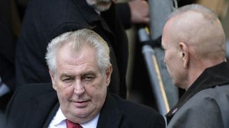 Lidé si mohou vsadit, zda Zeman opepří projev vulgaritou Lidé si mohou vsadit, zda Zeman opepří projev vulgaritou