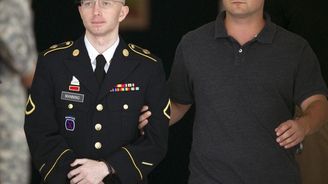 Manninga z kauzy Wikileaks uznali vinným ze špionáže Manninga z kauzy Wikileaks uznali vinným ze špionáže