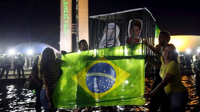 Protesty v hlavním městě Brazílie proti prezidentce Rousseffové Protesty v hlavním městě Brazílie proti prezidentce Rousseffové