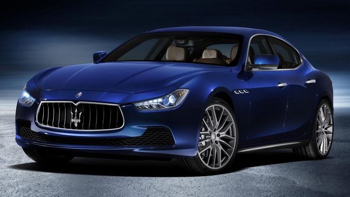 Maserati Ghibli (ilustrační foto) Maserati Ghibli (ilustrační foto)