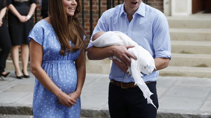 Princ William s manželkou Kate a synem Princ William s manželkou Kate a synem
