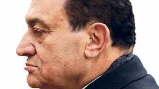 Egyptský prokurátor navrhl pro Mubaraka trest smrti Egyptský prokurátor navrhl pro Mubaraka trest smrti