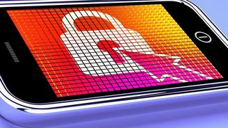 Prodejci šifrovacích telefonů mají žně. Pomohly politické kauzy Prodejci šifrovacích telefonů mají žně. Pomohly politické kauzy
