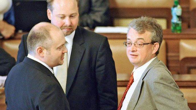 Marek Benda (vpravo) Marek Benda (vpravo)