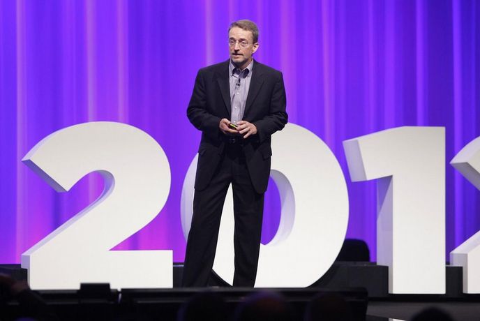 Další meta je více než 90 procent. Drtivá většina serverů už brzy bude virtuálních. Výkonný šéf VMware Pat Gelsinger. Další meta je více než 90 procent. Drtivá většina serverů už brzy bude virtuálních. Výkonný šéf VMware Pat Gelsinger.