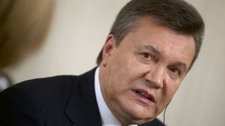 Janukovyč chce ve videokonferenci vypovídat v kauze střelby na Majdanu Janukovyč chce ve videokonferenci vypovídat v kauze střelby na Majdanu