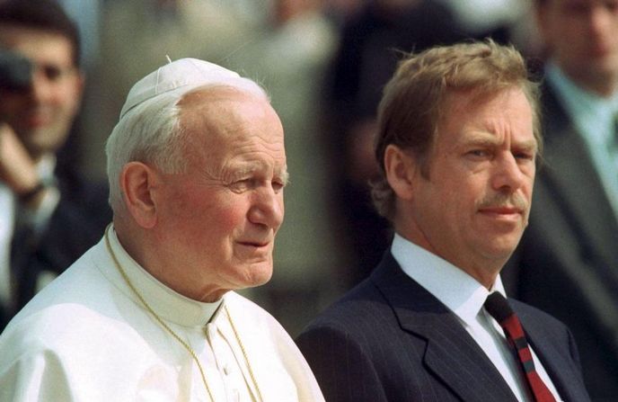 Václav Havel s papežem Janem Pavlem II. Václav Havel s papežem Janem Pavlem II.