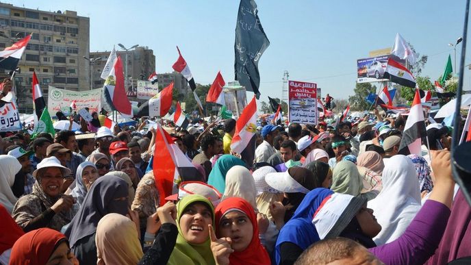 Protesty proti prezidentovi Muhammadovi Mursímu zasáhly celý Egypt Protesty proti prezidentovi Muhammadovi Mursímu zasáhly celý Egypt