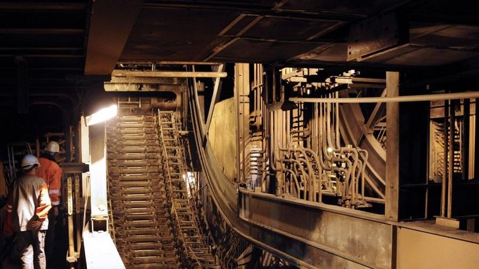 Ocelárna Evraz v Ostravě zahájila odstávku Ocelárna Evraz v Ostravě zahájila odstávku