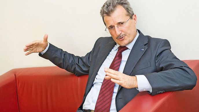Ředitel Hartmannu-Rico pro střední a východní Evropu Ľubomír Páleník Ředitel Hartmannu-Rico pro střední a východní Evropu Ľubomír Páleník