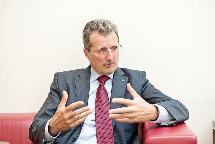 Ředitel Hartmannu-Rico pro střední a východní Evropu Ľubomír Páleník Ředitel Hartmannu-Rico pro střední a východní Evropu Ľubomír Páleník