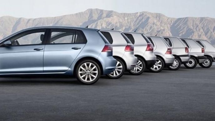 Sedm řad VW Golfu Sedm řad VW Golfu