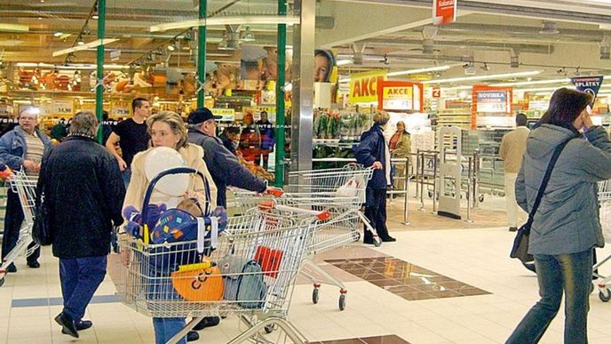 Interspar v karlovarském nákupním centru Kolonáda Interspar v karlovarském nákupním centru Kolonáda