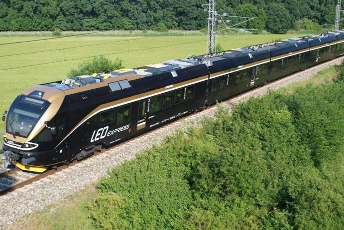 Vlak Leo Express Vlak Leo Express