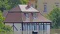 V Dolním Sasku se na nejhorší připravují oblasti podél Labe, jehož tok by se tam měl v závěru týdne výrazně vzedmout. Podle agentury DPA je těžké předpovědět, do jaké výšky hladina řeky vystoupá, a proto lze jen stěží předvídat, jaká nastane situace. V Dolním Sasku se na nejhorší připravují oblasti podél Labe, jehož tok by se tam měl v závěru týdne výrazně vzedmout. Podle agentury DPA je těžké předpovědět, do jaké výšky hladina řeky vystoupá, a proto lze jen stěží předvídat, jaká nastane situace.