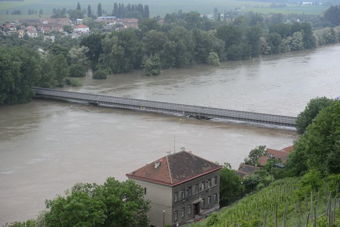 Rozvodněné Labe v Mělníku Rozvodněné Labe v Mělníku