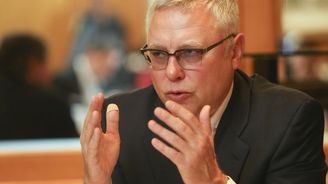 Bakala místo pomoci NWR utekl, kritizují jeho odchod z firmy odbory Bakala místo pomoci NWR utekl, kritizují jeho odchod z firmy odbory