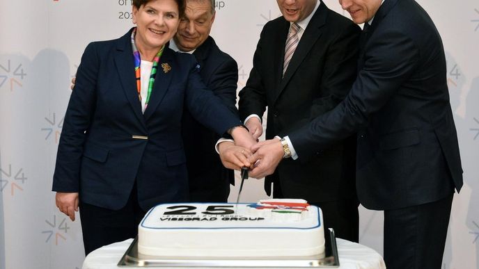 Beata Szydlová, Viktor Orbán, Bohuslav Sobotka, Robert Fico Beata Szydlová, Viktor Orbán, Bohuslav Sobotka, Robert Fico